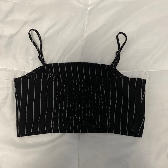 Cropped pin stripped set - Picture 3 of 3